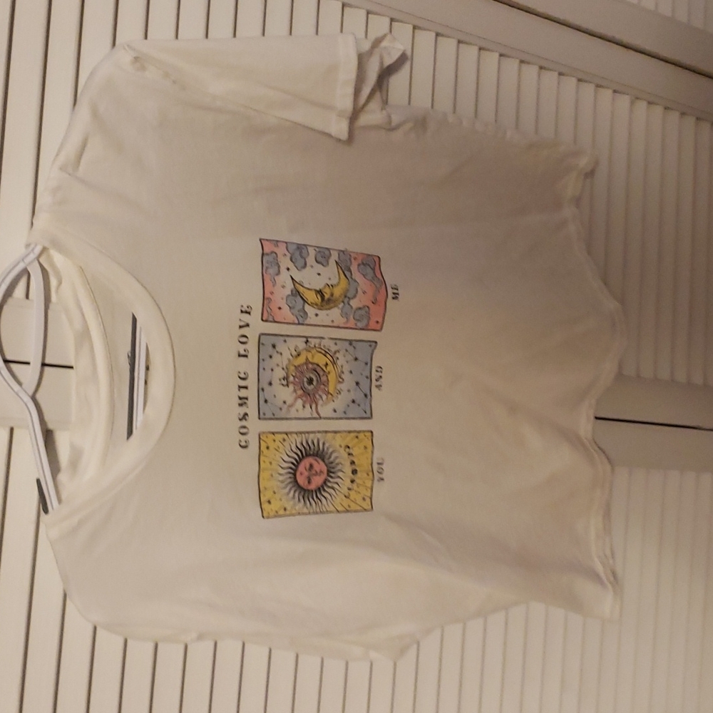 Crop top tee